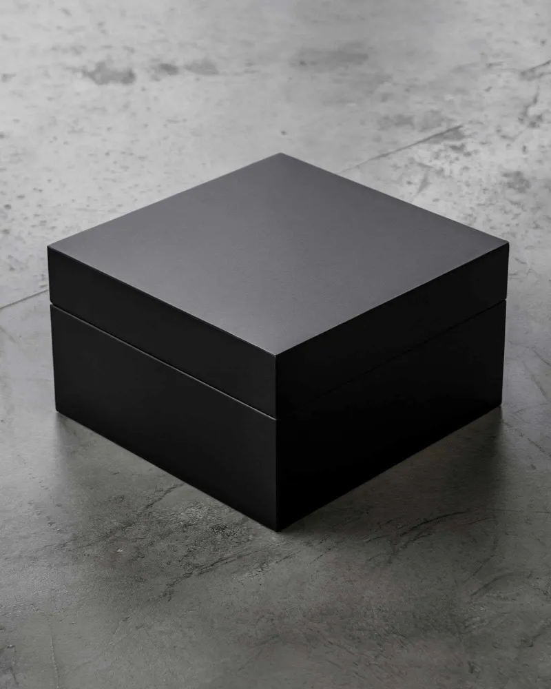 Black Box Mockup